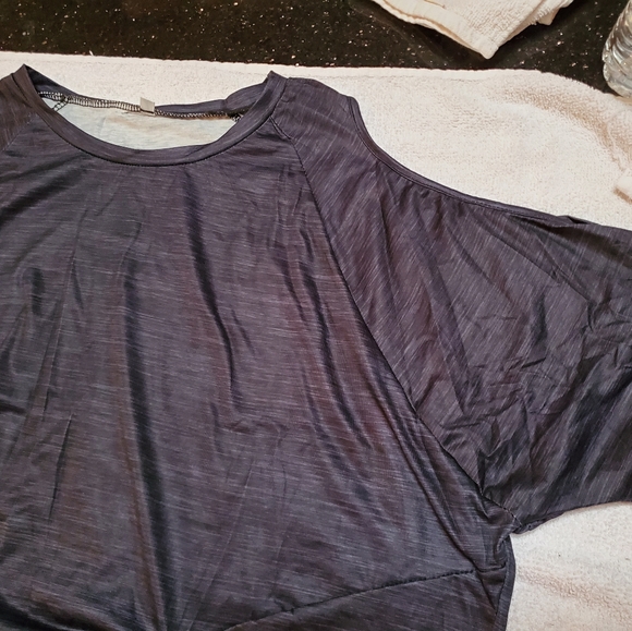 NWOT Black open shoulder top - Picture 2 of 7